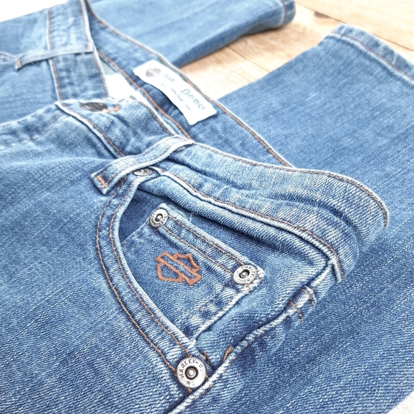 Harley-Davidson Size 4 - Picture 3 of 6